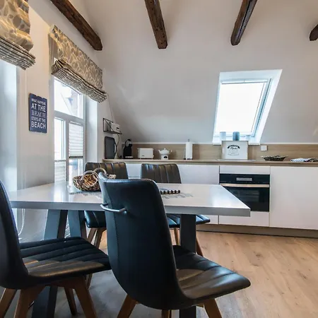 Taletta Lll Apartment *